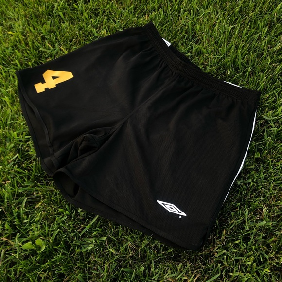 Umbro #4 shorts - Picture 3 of 6